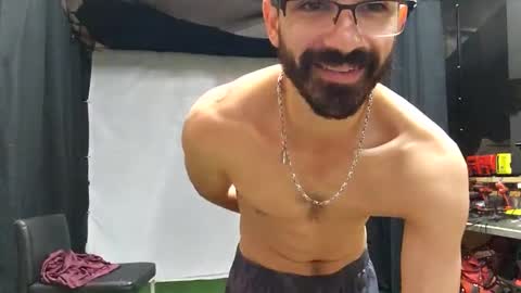 benny_boy95 online show from 10-07-25, 12:24