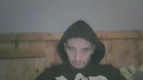 Snapshot of bennymn chatting on 01-12-25, 07:11 benny and innocentvixon online show from 01-12-25, 07:11