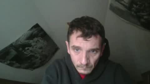 Snapshot of bennymn chatting on 02-02-25, 04:32 benny and innocentvixon online show from 02-02-25, 04:32