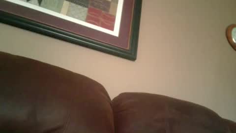 Snapshot of bennymn chatting on 11-22-25, 07:02 benny and innocentvixon online show from 11-22-25, 07:02