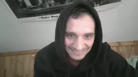 Snapshot of bennymn chatting on 12-05-25, 06:37 benny and innocentvixon online show from 12-05-25, 06:37