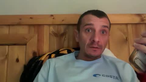 benny and innocentvixon online show from 05-08-26, 01:38