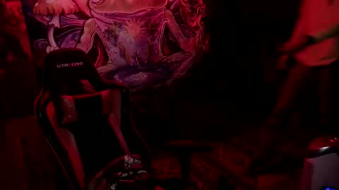 Snapshot of bentbunny21 chatting on 02-25-26, 02:43 Bent Bunny online show from 02-25-26, 02:43