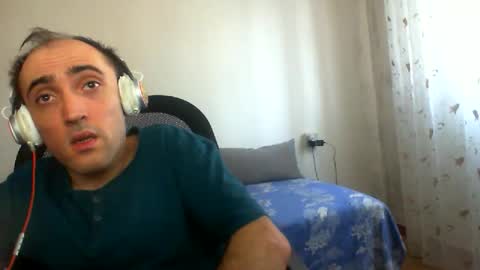 bentish online show from 11-17-25, 08:09