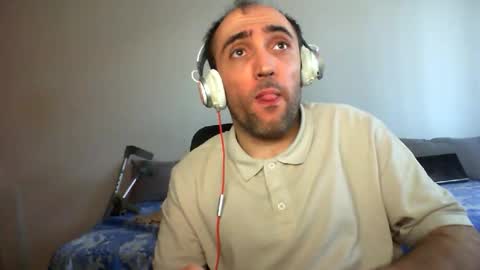 bentish online show from 04-21-26, 01:39