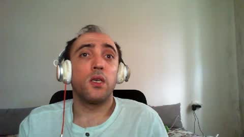 Snapshot of bentish chatting on 07-04-26, 01:28 bentish online show from 07-04-26, 01:28