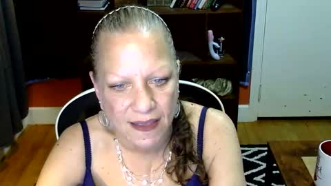 Snapshot of bentmountain chatting on 03-08-26, 02:59 DeniseDavid online show from 03-08-26, 02:59