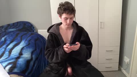 READ MY BIO ---  --- READ MY BIO online show from 03-11-25, 03:12