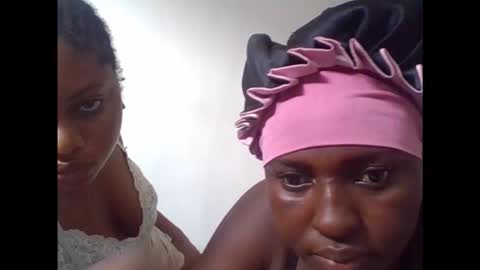 berbiexcunt online show from 11-20-25, 09:09