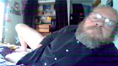 Snapshot of bergeeric1970 chatting on 05-04-26, 07:10 bergeeric1970 online show from 05-04-26, 07:10