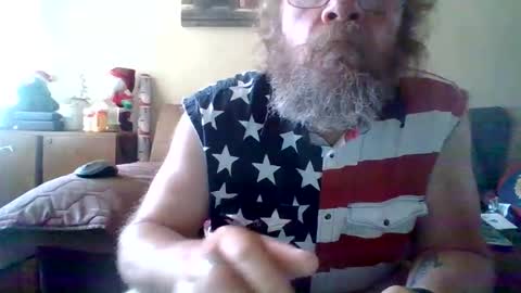 Snapshot of bergeeric1970 chatting on 05-28-26, 04:04 bergeeric1970 online show from 05-28-26, 04:04