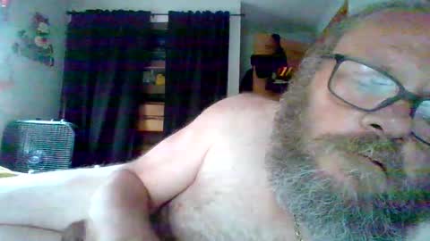 Snapshot of bergeeric1970 chatting on 05-31-26, 06:09 bergeeric1970 online show from 05-31-26, 06:09