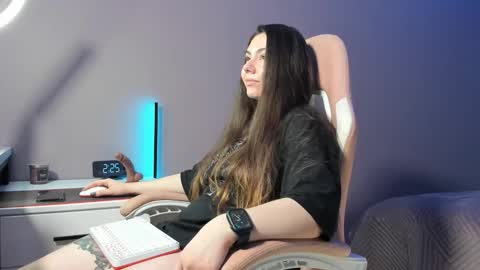 BeriesNiks online show from 11-12-25, 07:24