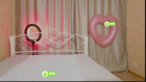 Snapshot of berkova_le chatting on 04-14-26, 03:29 Berkova L online show from 04-14-26, 03:29