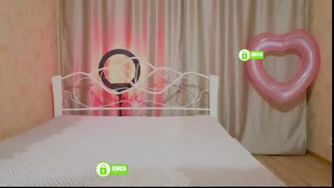 Berkova L online show from 06-17-26, 05:47