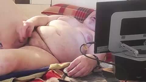 berlinerbaer1963 online show from 09-13-25, 04:51