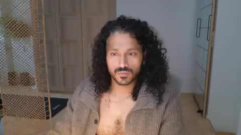 Snapshot of berlinz900 chatting on 10-16-25, 06:25 berlinz900 online show from 10-16-25, 06:25