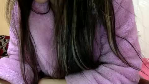 tixxie  online show from 01-10-25, 06:28