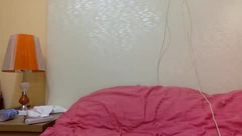 tixxie  online show from 01-29-25, 03:54