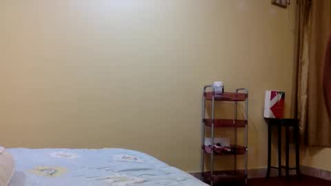 tixxie  online show from 10-14-25, 04:30