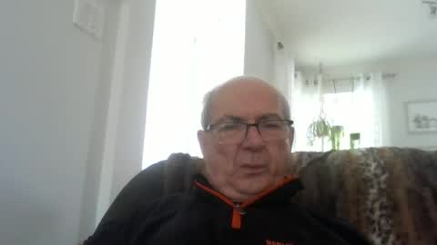 bernard1102 online show from 06-25-26, 02:10