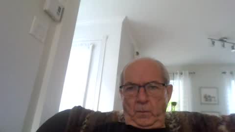 bernard1102 online show from 07-09-26, 11:03