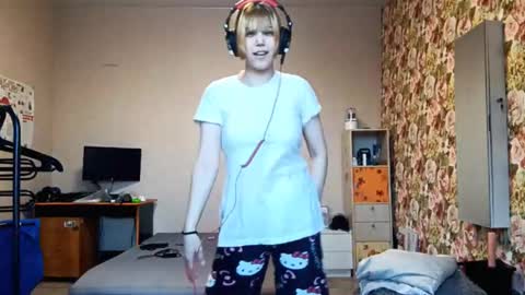 Sora online show from 03-17-26, 01:25