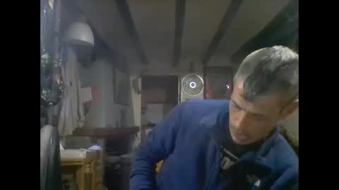 bernichaoss77 online show from 03-08-25, 05:43