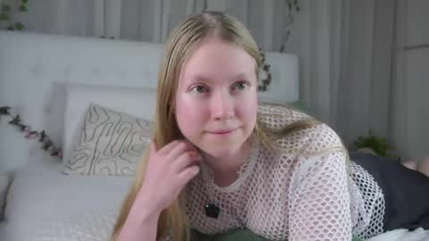 Mira online show from 04-03-26, 12:25