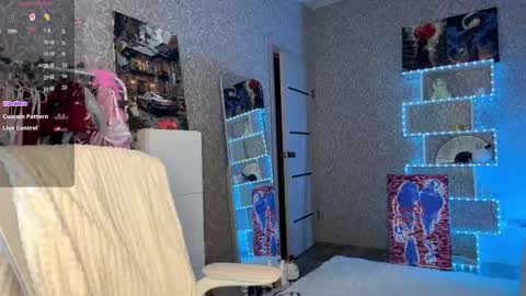 Sofia online show from 11-20-25, 05:18