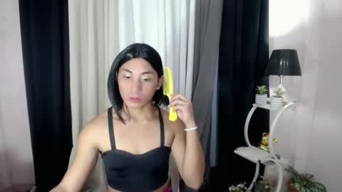 Snapshot of berry_shantal chatting on 02-22-26, 02:15 berry_shantal online show from 02-22-26, 02:15