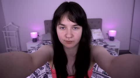 Snapshot of berrydiva chatting on 05-25-26, 01:06 Violette online show from 05-25-26, 01:06