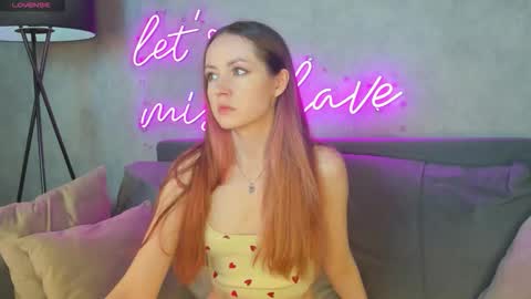 Berta  online show from 11-17-25, 01:11