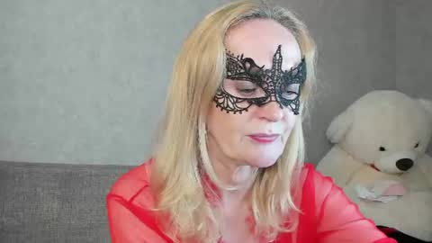 Snapshot of best__angelica chatting on 07-13-26, 05:38 best__angelica online show from 07-13-26, 05:38