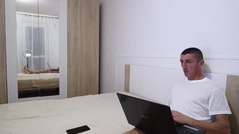 Alex and Victoria online show from 10-06-25, 04:48