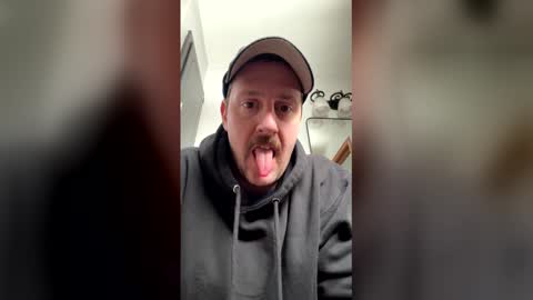 Snapshot of bestfriend123456 chatting on 02-12-26, 07:20 bestfriend123456 online show from 02-12-26, 07:20