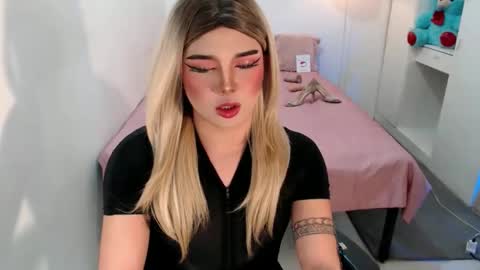 Snapshot of bestgirljulia chatting on 09-25-25, 10:30 bestgirljulia online show from 09-25-25, 10:30