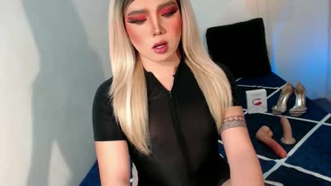 Snapshot of bestgirljulia chatting on 11-05-25, 12:10 bestgirljulia online show from 11-05-25, 12:10