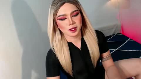 Snapshot of bestgirljulia chatting on 11-20-25, 01:00 bestgirljulia online show from 11-20-25, 01:00