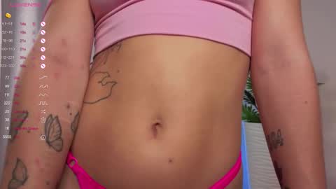 Snapshot of bestie_kiki chatting on 09-24-25, 01:03 Eva online show from 09-24-25, 01:03