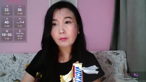 Bet Lu online show from 10-17-25, 01:31