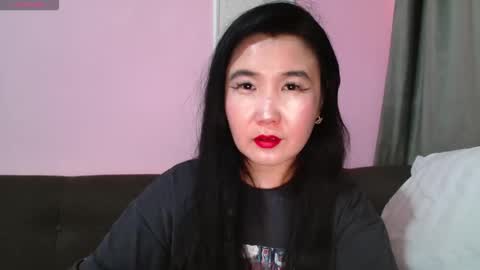 Bet Lu online show from 10-18-25, 07:53