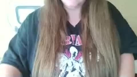 Snapshot of beth500280 chatting on 07-04-26, 12:11 Beth online show from 07-04-26, 12:11