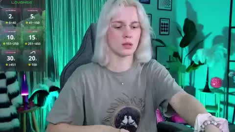 Snapshot of bethanycloud chatting on 06-23-26, 05:27 Bethany online show from 06-23-26, 05:27
