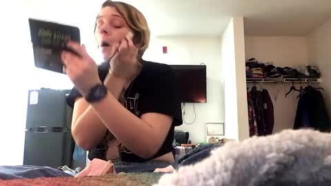 Bethanytakesitt online show from 12-31-24, 06:13