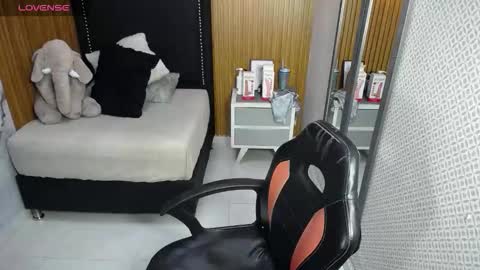 carolina  online show from 01-15-26, 12:10