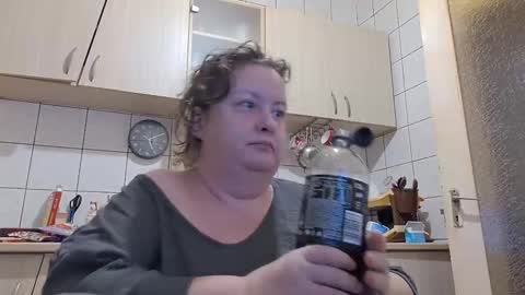 bethnorth online show from 10-11-25, 02:11