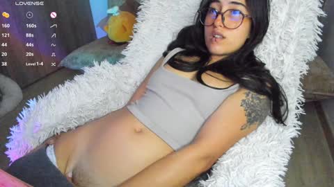 Snapshot of betsabe_butlers_ chatting on 02-08-25, 01:43 Automatic Espresso Coffee Maker50000tkns left online show from 02-08-25, 01:43