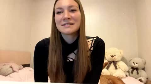 Mia online show from 01-11-26, 07:19