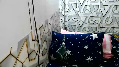 betty1105 online show from 11-05-25, 10:26